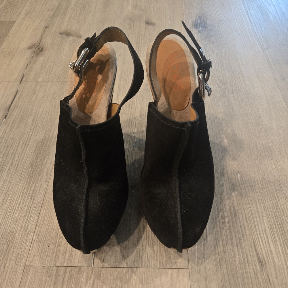 KORS Michael Kors Heeled Studded Clogs Size 7.5